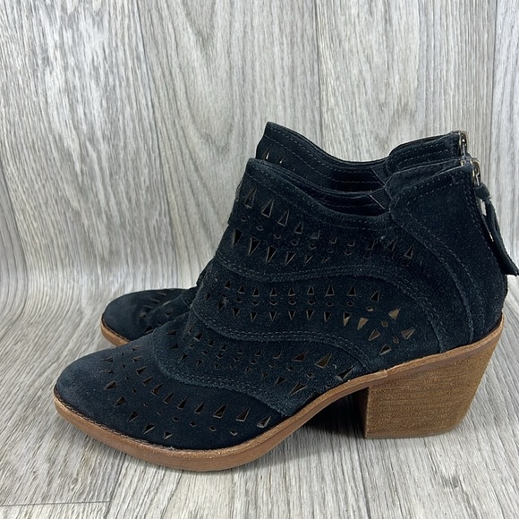 Sofft Suede Ankle Boots - Picture 5 of 11